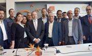 Orange Tunisie et le Syndicat de Base signent un accord salarial pour l’année 2016